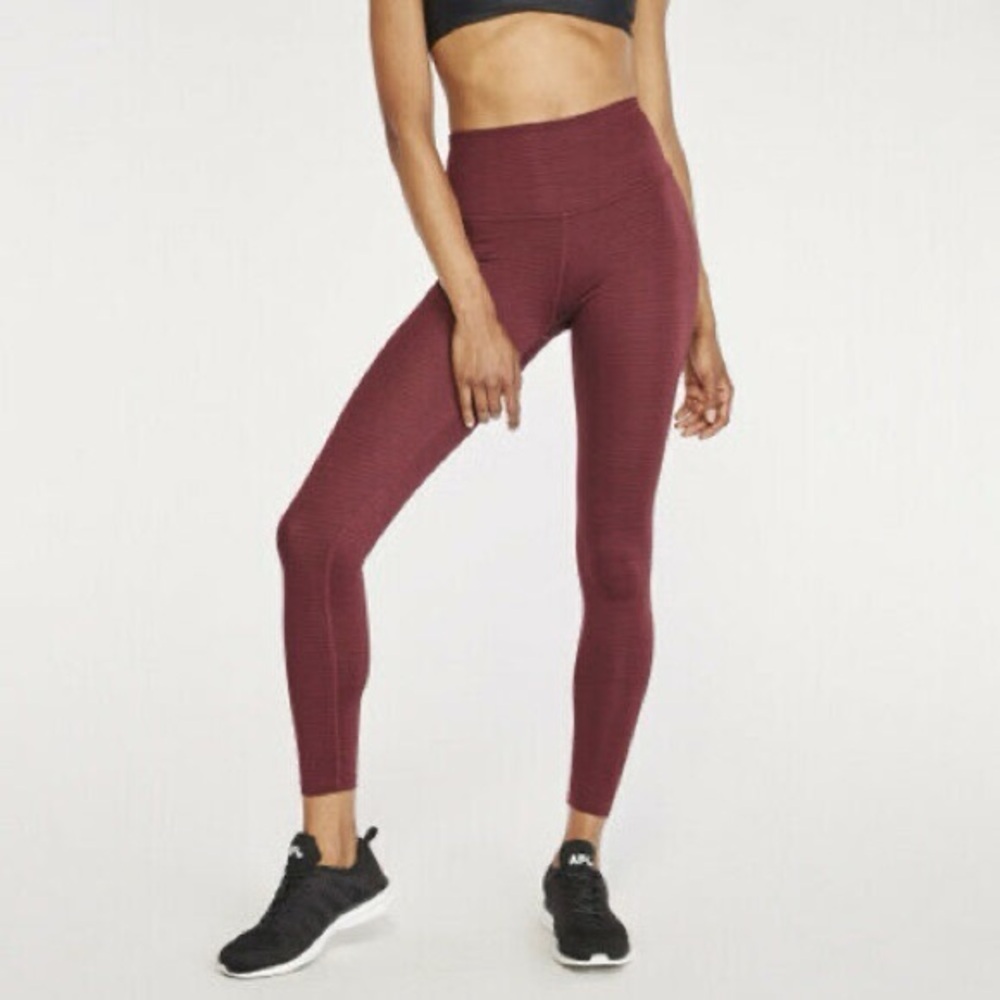 Beyond Yoga Burgundy Leggings Sz M